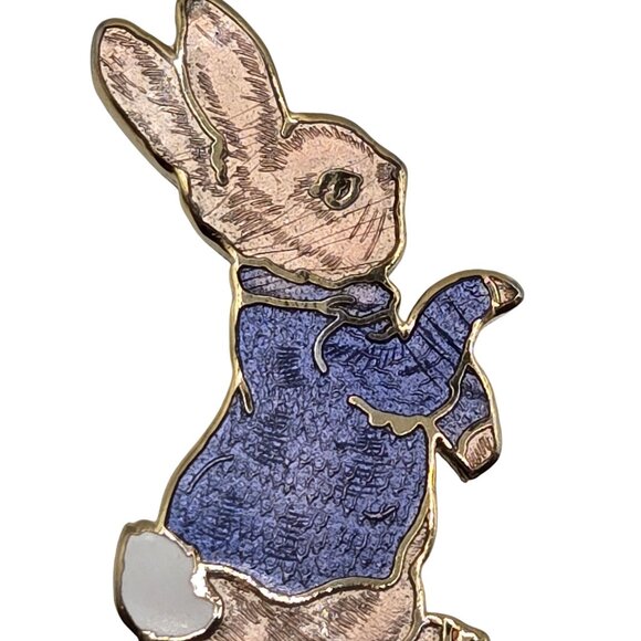 World of Peter Rabbit by Beatrix Potter Ann. Pin Brooch 22GP Fine Enamel Fish - Picture 6 of 14